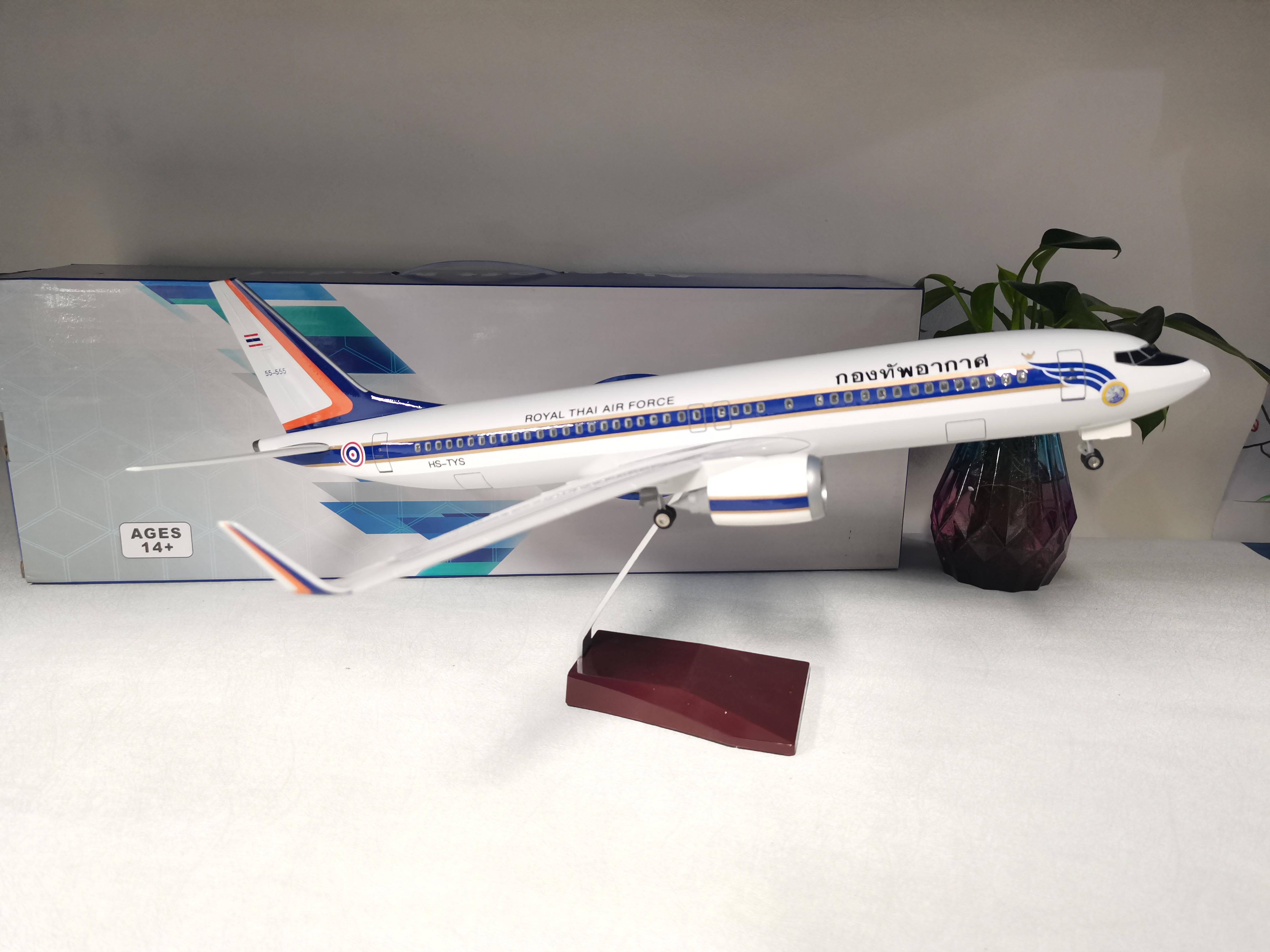 47СМ Игрушечные самолеты ВВС Таиланда Модель самолета B737 1:130 Масштаб Самолет Смола коллекционный Литой самолет Сувенир Самолет Игрушка