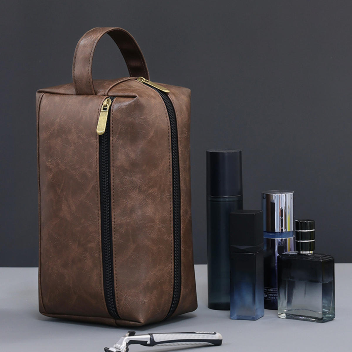 

Мужской кожаный дорожный деловой несессер для бритья и косметики, сумка для хранения, портативная косметичка, органайзер большой вместимости, ручные туалетные наборы one size