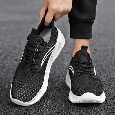 Chaussures pour hommes été respirantes chaussures en maille simple 2024 nouvelles décontractées polyvalentes grande maille pataugeoire voyage antidérapantes chaussures de sport