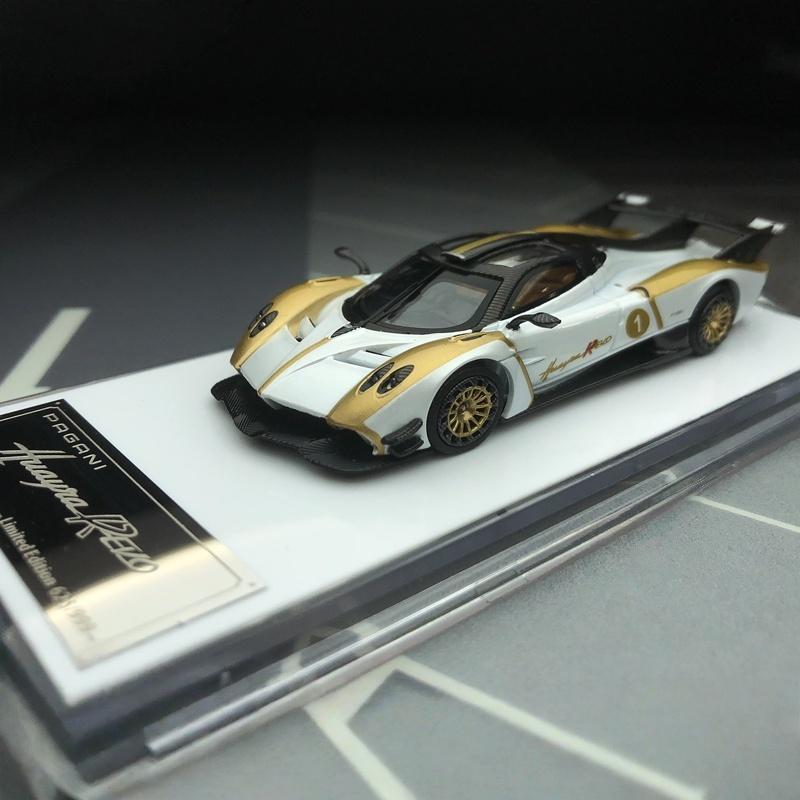 

Top Models Diecast 1/64 Scale Pagani Huayra R Evo Alloy Car Model Toys for Boys Gift Racing Special Edition
