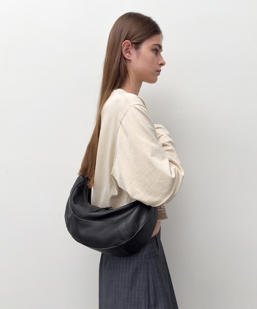 Diagonal Washed Buckle Bag (Black)