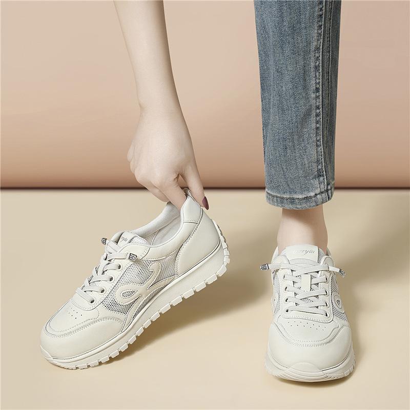 

Summer mesh breathable flat-bottomed casual shoes, not stuffy feet, soft soles, and sports Shangde training shoes when pedaling lazy shoes 38