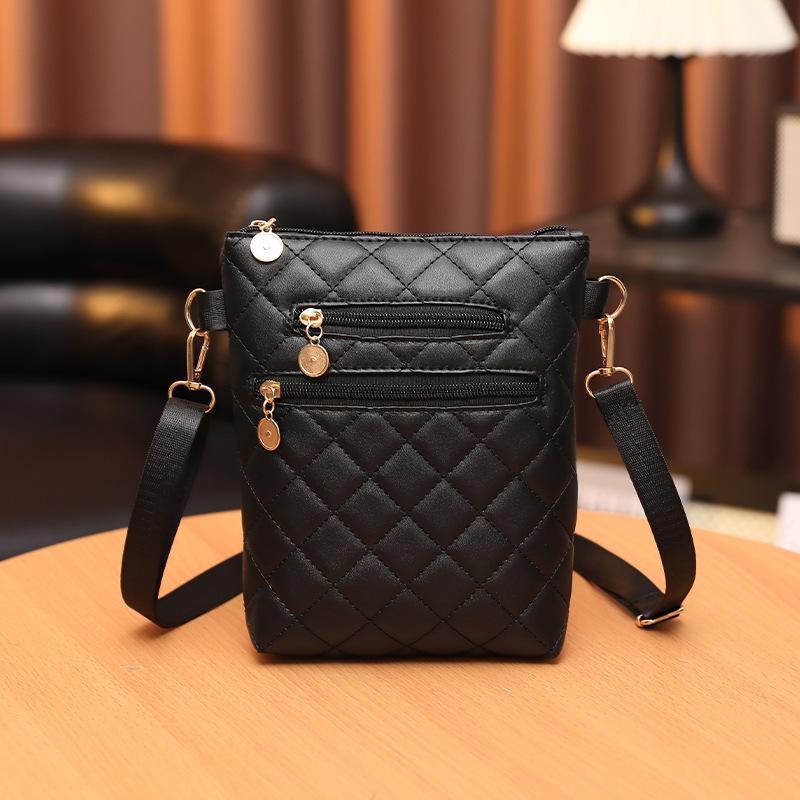 Simple diamond square bag autumn and winter new fashion women's messenger mobile phone change bag bucket bag women