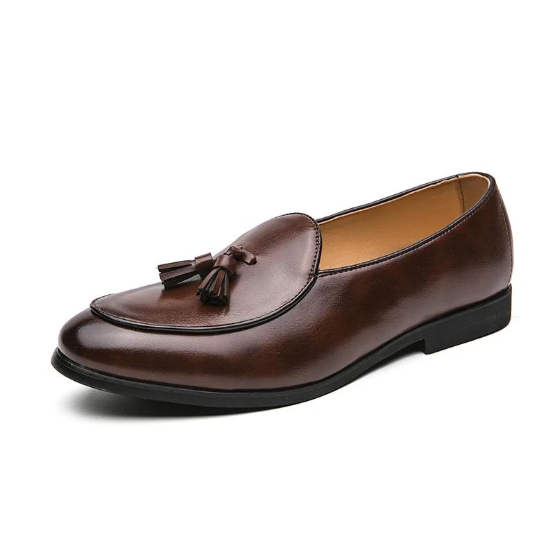 Tassel leather shoes for men in sizes 38-46 suitable for British business formal wear and men's loafers