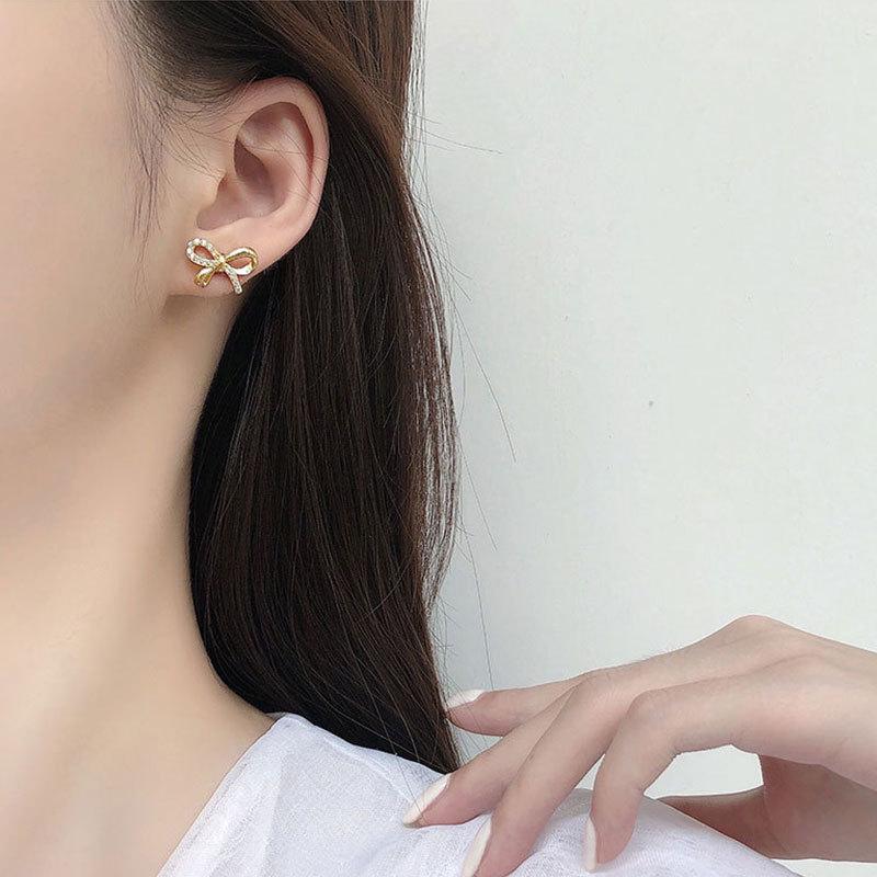 Light Luxury Diamond-inlaid Sweet Bow Earrings Ins Korean Versatile Elegant Earrings Temperament Trendy