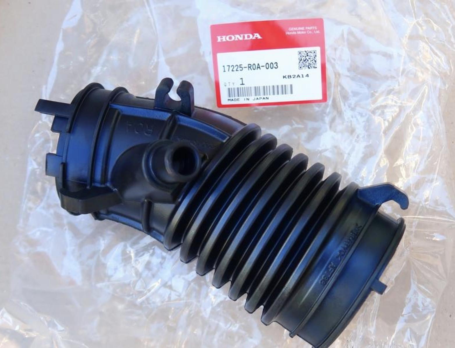 

Оригинальная труба HONDA STEP WGN SPADA, резиновая OEM JDM 17225-R0A-003