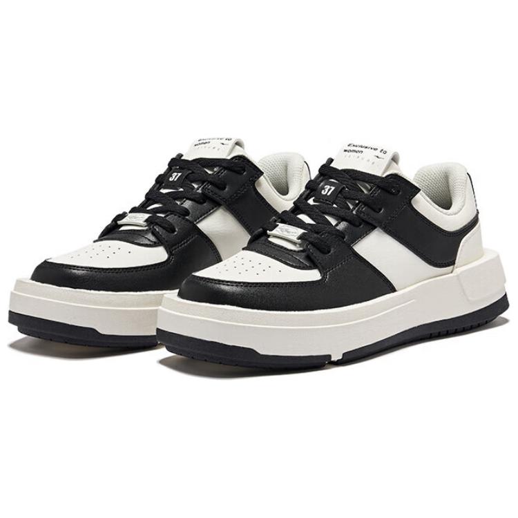 Erke Comfortable Versatile Slip-Resistant Durable Low-Top Sneakers Women sneakers White Black 52125101405-003