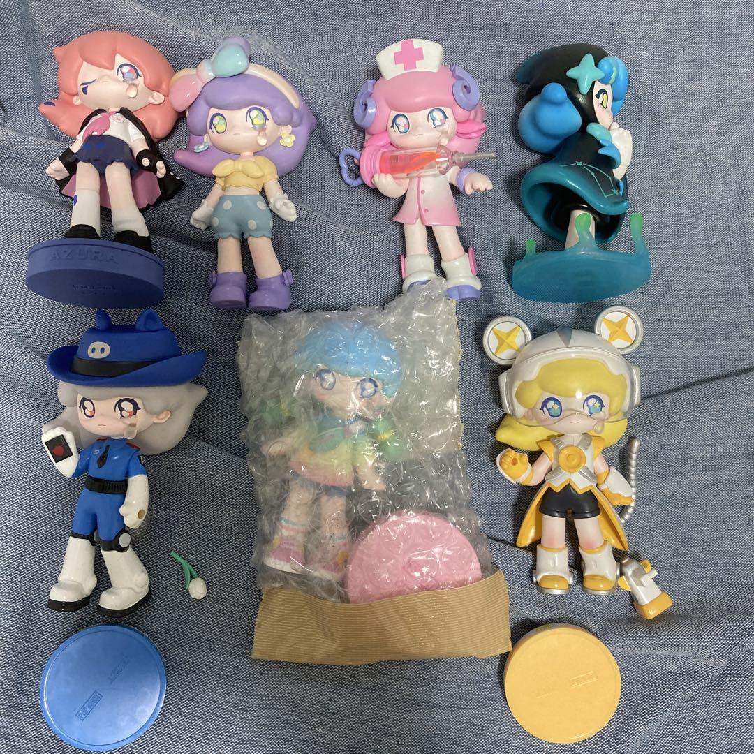 

[USED] Popmart Azure Figures - 7 figures