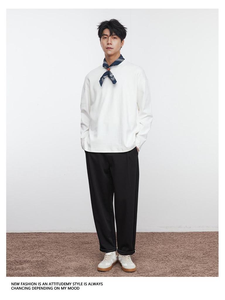 Yizhi Men's Spring Long Sleeve Crew Neck T-shirt with Hem Slit Design, Korean Style, Loose Fit