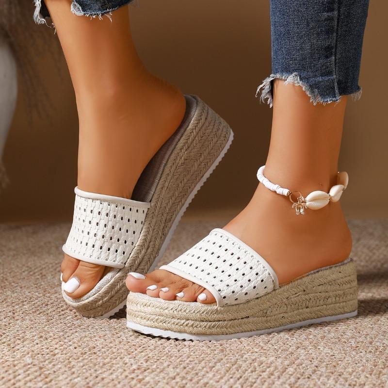 Fashion Women's Platform Slippers Hollow Mid Heels Shoes Designer Retro Sandals Casual 2025 New Shoes Summer Fashion Walking Zapatillas