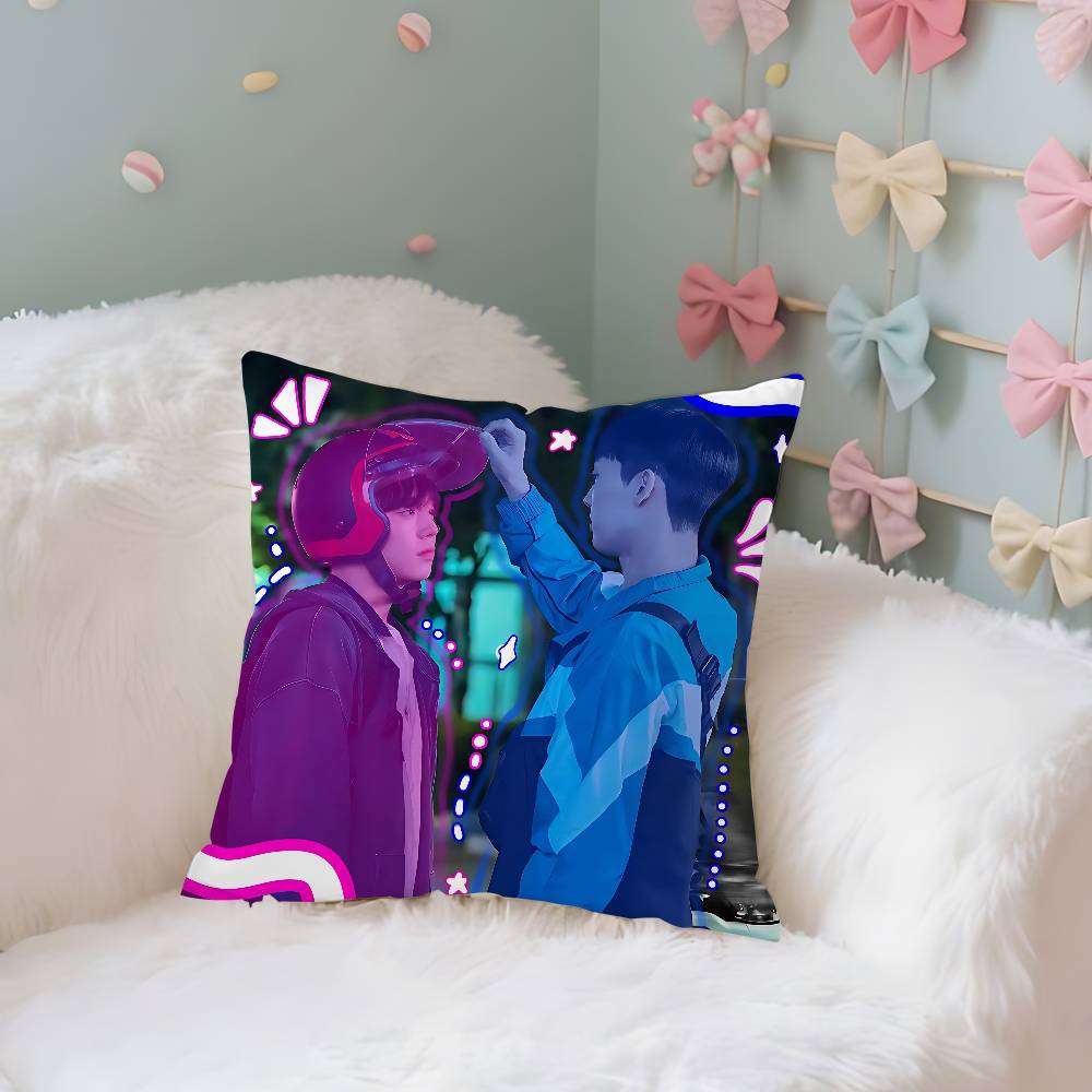 

HWeak Heros Case Plush Fabric Soft Pillowcase Double Sided Print Cushion Cover Household Gifts 40x40 cm