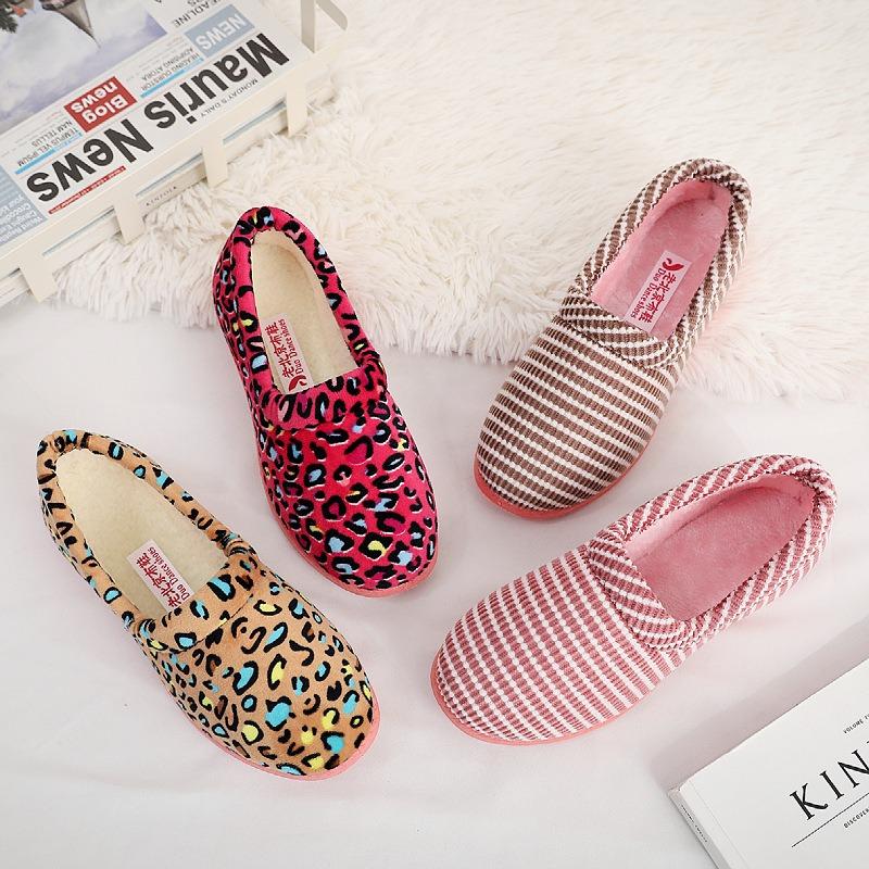 Cotton Slippers Women's Winter Thick-soled Non-slip Soft-soled Mother Shoes Leopard Print Warm and Comfortable Cotton Shoes Home