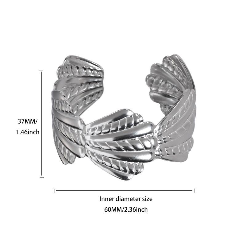 Folded Smooth Open Bracelet Fashion Light Luxury Temperament Bracelet Niche Versatile High-end Sense Jewelry Women