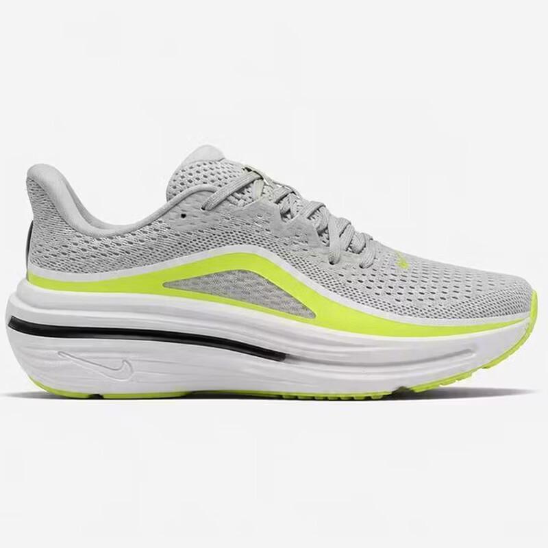 Nike Men s Air Winflo 12 Running Shoes 43