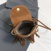 Женский кошелек на ремне с бахромой, винтажная матовая кожаная сумка с кисточками, модная сумка через плечо, однотонная сумка через плечо, сумка с регулируемым ремешком