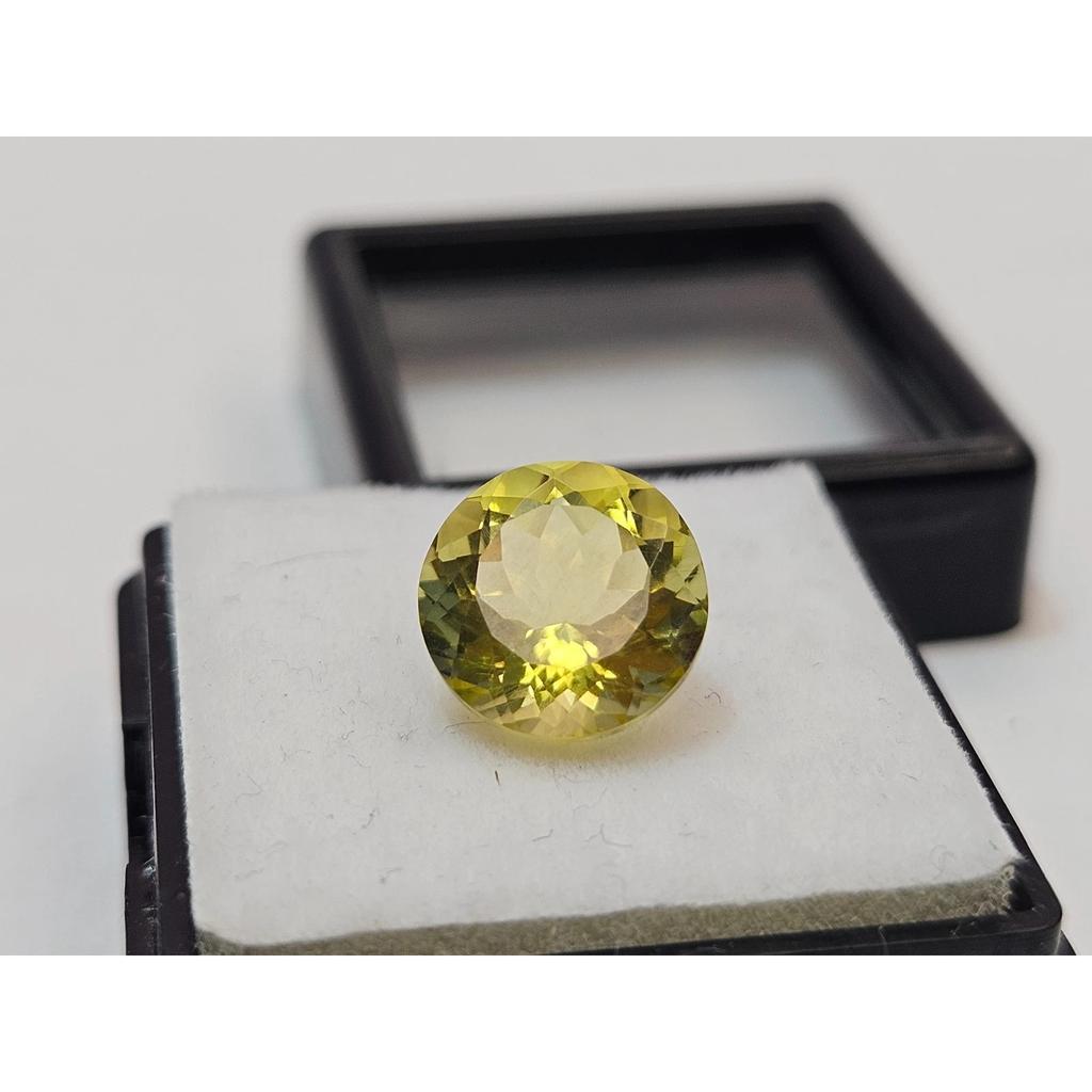 Beautiful Yellow Sapphire & Stud Making Natural Round Cut 4 Ct Loose Gemstone