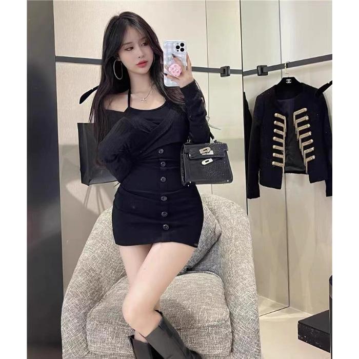 

Fake two Spice Girls one-word shoulder suspender dress women s spring and autumn new tight and thin sexy hip skirt S