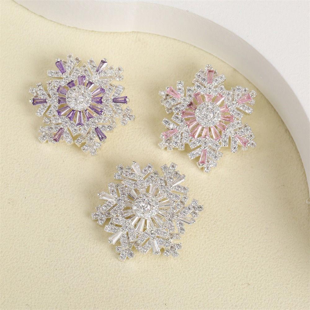 Light Luxury Rotatable Snowflake Brooch Sparkling Zinc Zinc Alloy Zircon Badge Wedding
