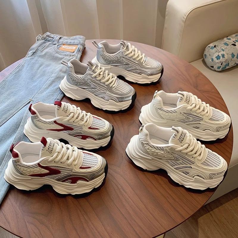 Popular muffin thick-soled velvet dad shoes women's autumn and winter small people increase in height 2025 new breathable casual sports shoes