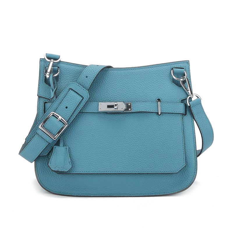 2025 Nová vrchní vrstva hovězí kůže Gypsy taška Kožená módní podpažní taška přes rameno Atmosférická textura Platinum Kai taška