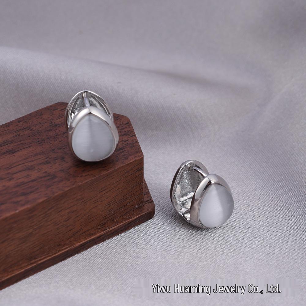 French Light Luxury Zircon Diamond Stud Earrings - Versatile & Trendy Styles