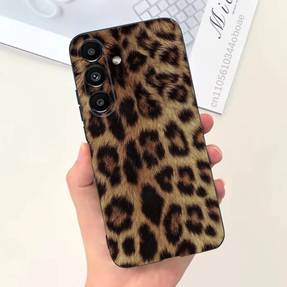 Fashion Leopard Print Phone Case For Samsung S25,24,21,22,23,20,S30,Ultra,Plus, Fe,5G Silicone Cover