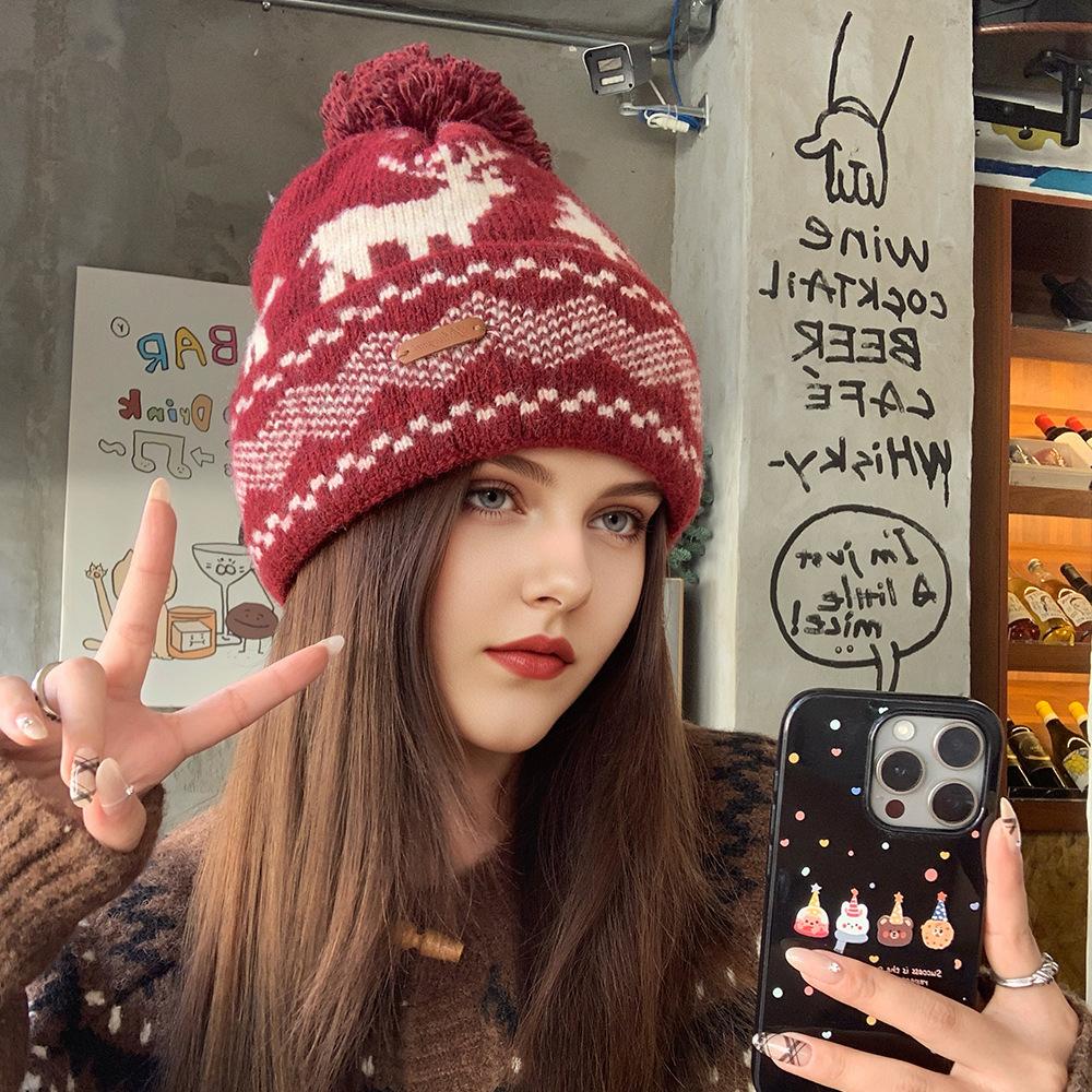 Pom-pom deer printed knitted hat children show their faces small autumn and winter new wool hat warm and cold ear protection