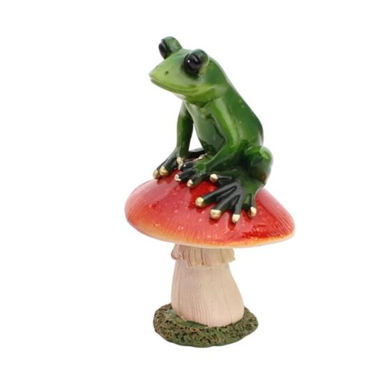Imaginative Resin Crafts Drunk Frog on The Toilet Decor, Funny Sculpture Tabletop Unique Home Decorations Cute Desktop Ornament for Office Desk