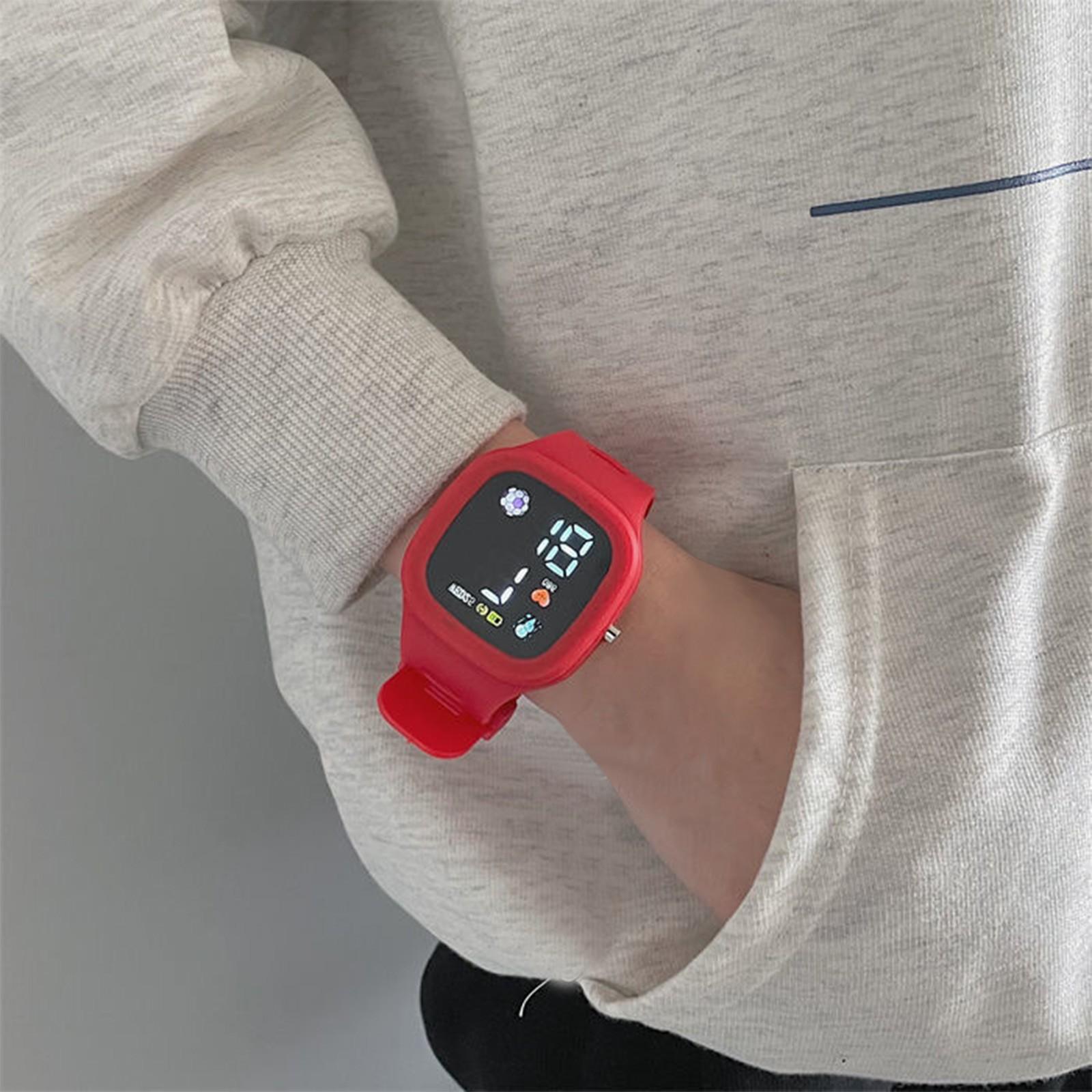 

Детские часы, подходящие для студенческих уличных электронных часов, время отображения экрана часов One Size красный