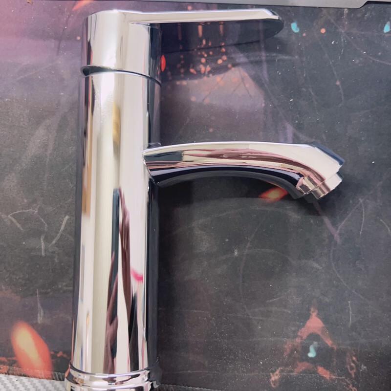 

TLXT Old-Style Wall-Mounted Kitchen Faucet
