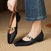 Französische Retro Mary Jane Schuhe mit quadratischer Spitze, vielseitige Damen Einzelschuhe, Frühling und Sommer neu, leichte Öffnung, niedriger Absatz, einfarbige Lederschuhe zum Pendeln