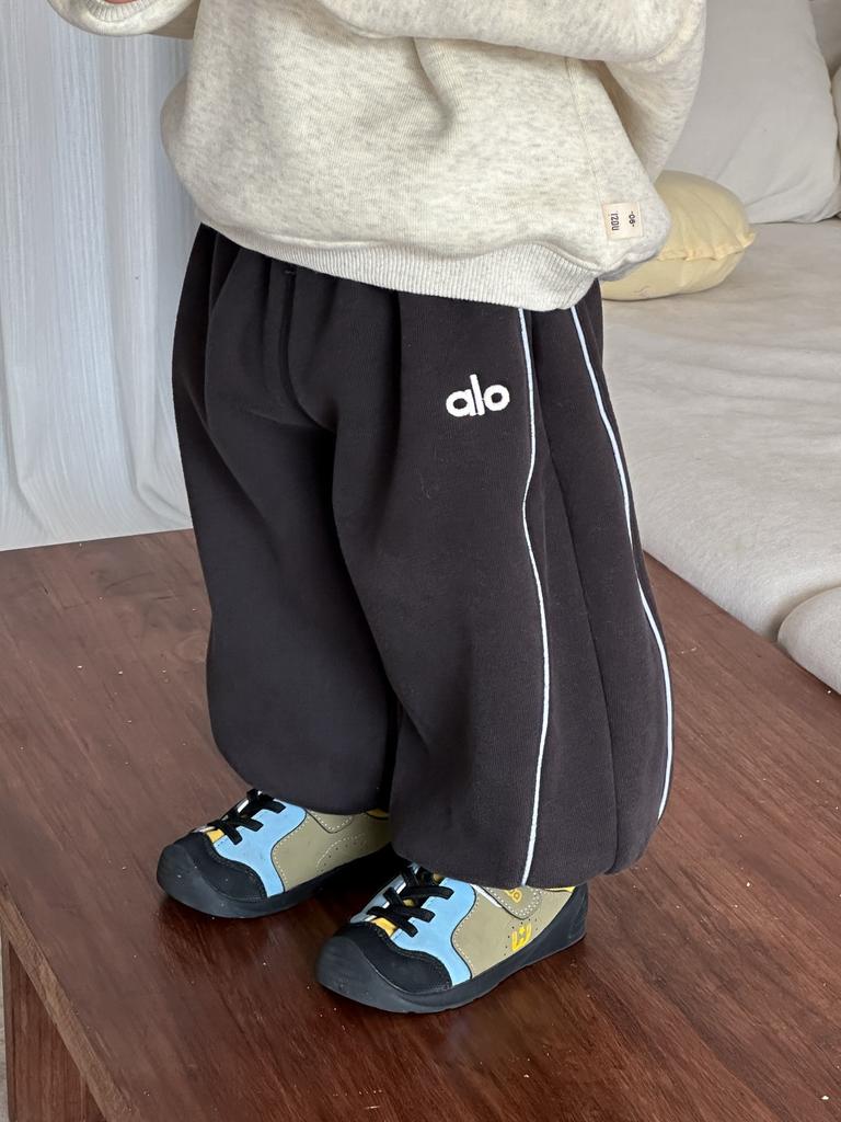 Children's clothing new winter baby clothes children's clothing winter thickened pants boys fleece sweatpants
