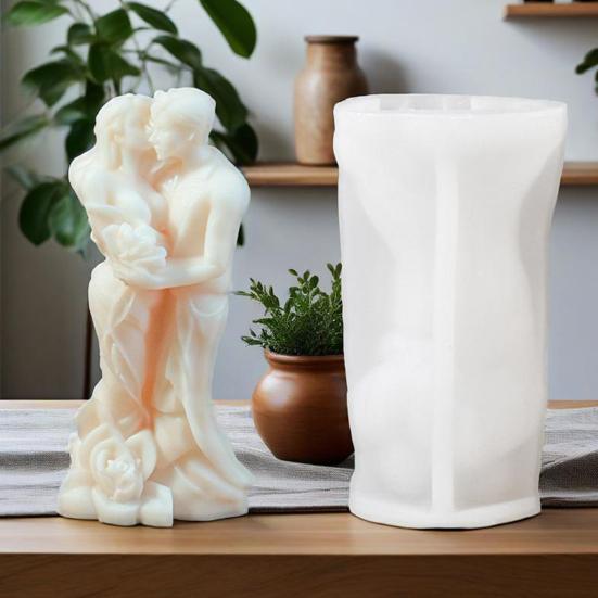 DIY Valentine's Day Silicone Mold Couple Embracing Heart Shape Mold for Aromatherapy Candles Plaster