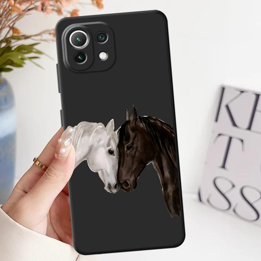 

Белая черная лошадь Funda Чехол для телефона для Xiaomi Mi 12 11 10T 12T Pro 12X 11T 13 Lite 14 Xiaomi Mi 11 Lite 5G