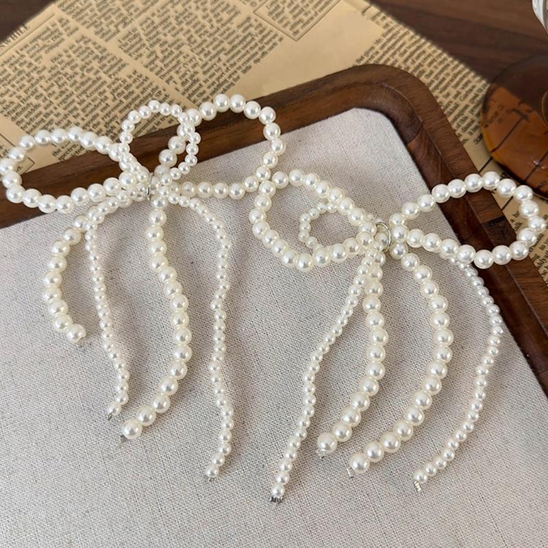 Fashionable Pearls and Silver Bead Butterfly Bowknot Pendant Portable Accessory for Parties Supplies and Office Wear