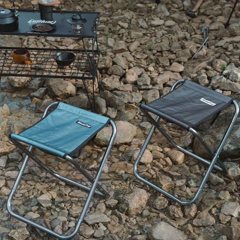 Outdoor Portable Folding Stool, Collapsible Slacker Chair Seat Lightweight Fold Stool with Carry Bag for Fishing Camping