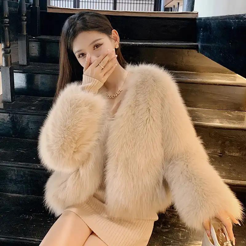 Women's Cropped Beige Faux Fox Fur Coat V-Neck Warm Winter Jacket Casual Streetwear