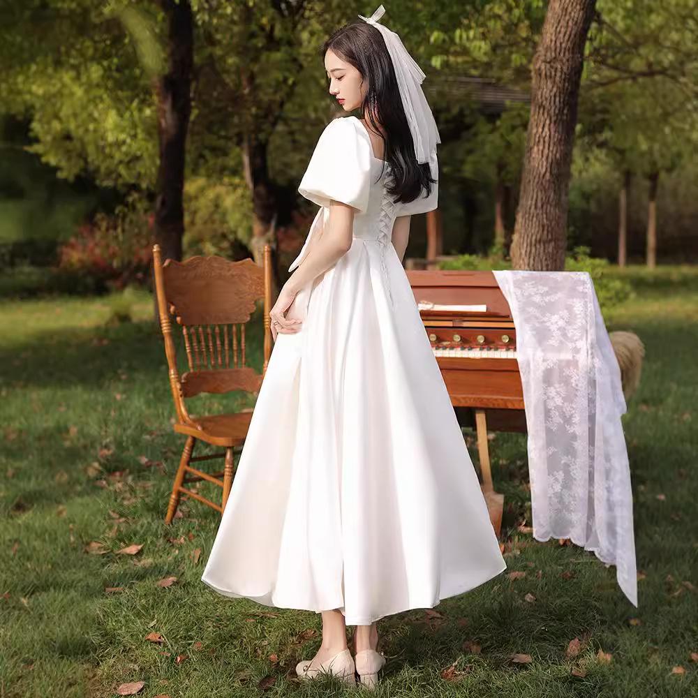 Get the certificate and register the small white dress evening dress women's summer banquet engagement dress French satin white dress light