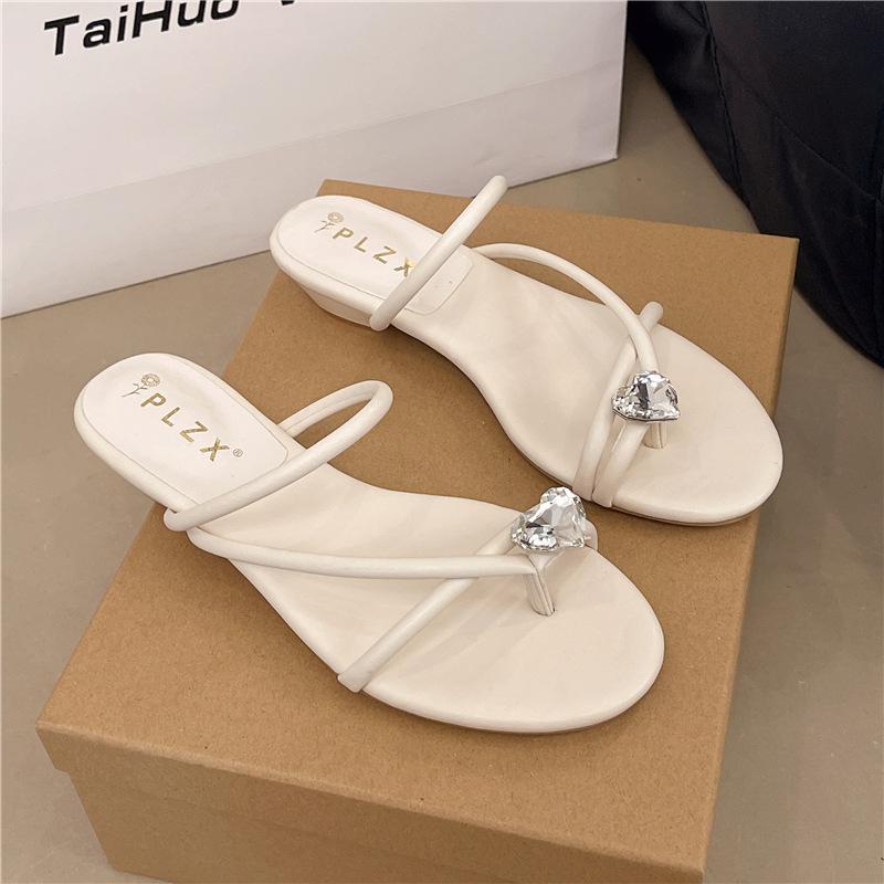 Basutės su pirštų skirtukais moterims vasarai 2025 naujos fėjų stiliaus žemu kulnu vėsios šlepetės moterims sijonui plokščiapadės su pirštų skirtukais