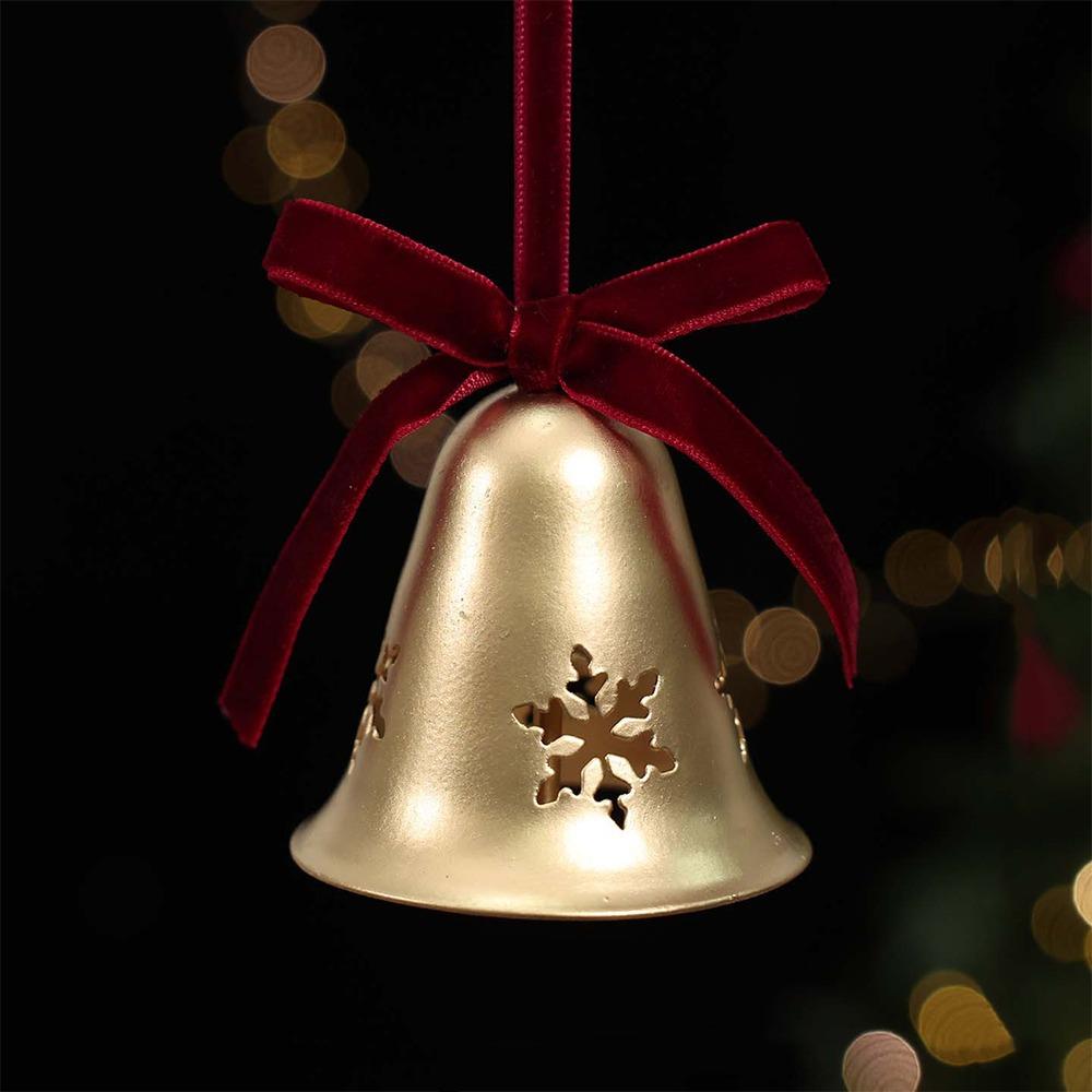 Shiny Metal Christmas Bells Pendant Snowflake Reindeer Xmas Bells Hanging Ornament Iron Art Jingle Bells Christmas Tree Bell