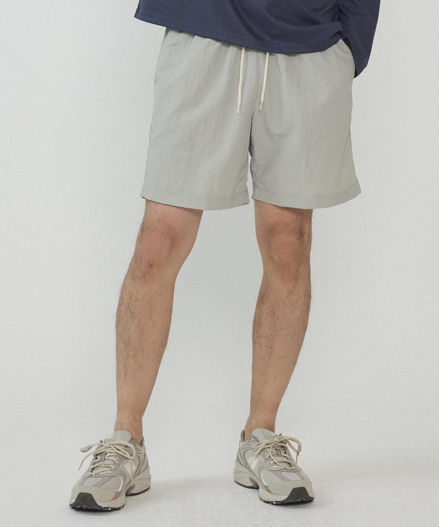 ANALOG MOOD Standard Nylon Shorts (Light Grey)