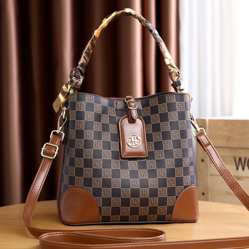 

Сумки Сумки-ведра Женские 2025 новые универсальные вместительные сумки Модные наплечные сумки-мессенджеры Женские сумки тренд