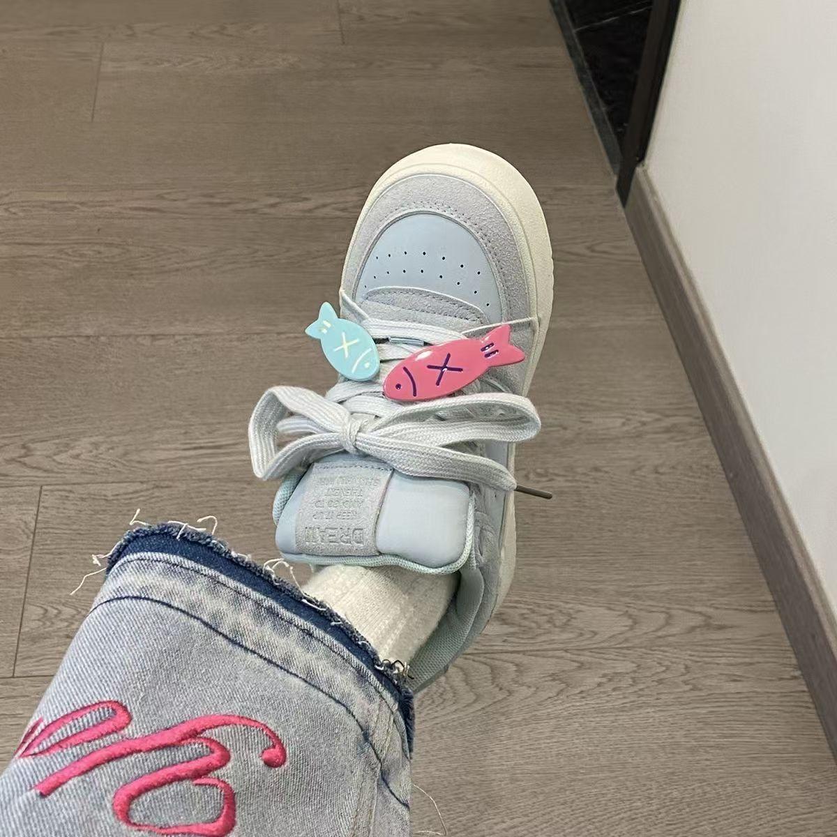 

2025 весна и осень новый кампус дофамин женские универсальные оригинальные спортивные и повседневные ретро нишевые корейская версия туфли на платформе 35