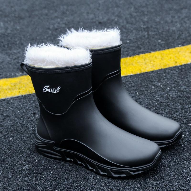 Winter new integrated fleece water shoes men's rubber shoes soft fleece waterproof and non-slip medium tube thickened rain shoes fixed cotton rain