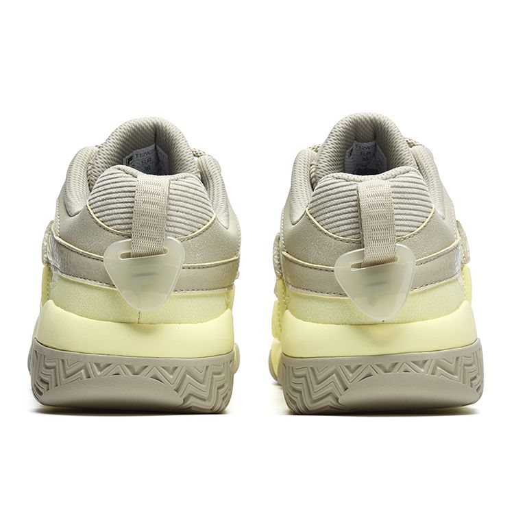 Fila Fusion Buster Low Top Retro Basketball Shoes Women sneaker Light-Yellow T12W243207FTT