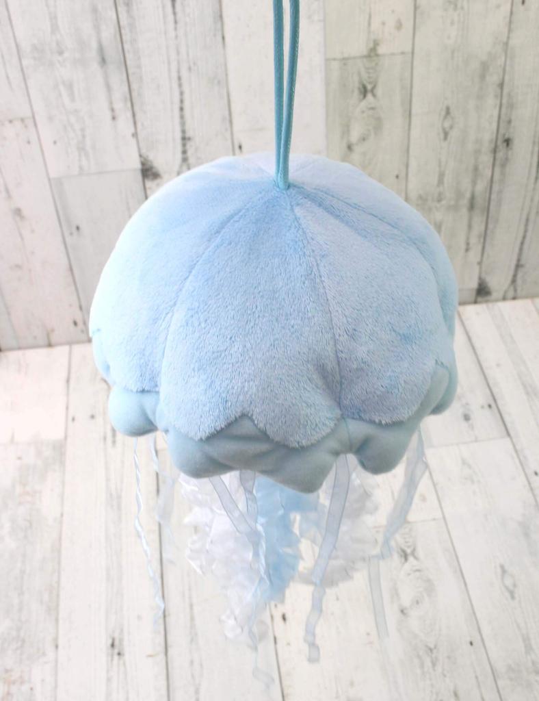 Jellyfish Medium Light Blue