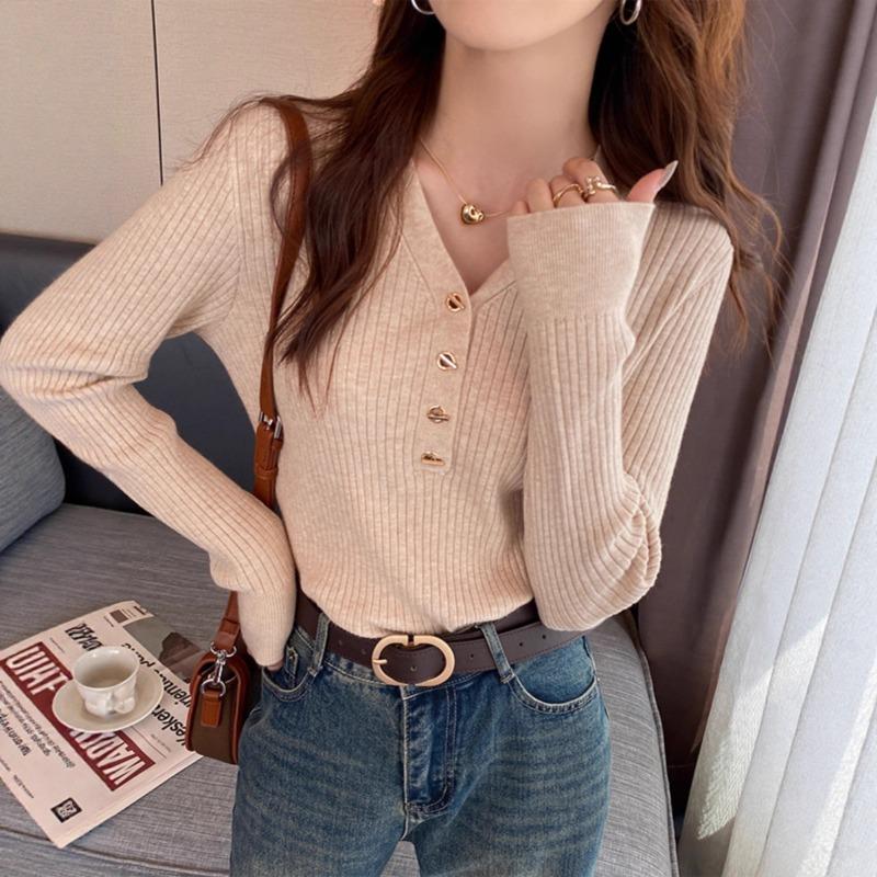 Ji Slim-fit Short Long Sleeve Bottom Knitted Sweater Top Design Sense Neck Hollow V-Neck Sweater Women's Inner Wear