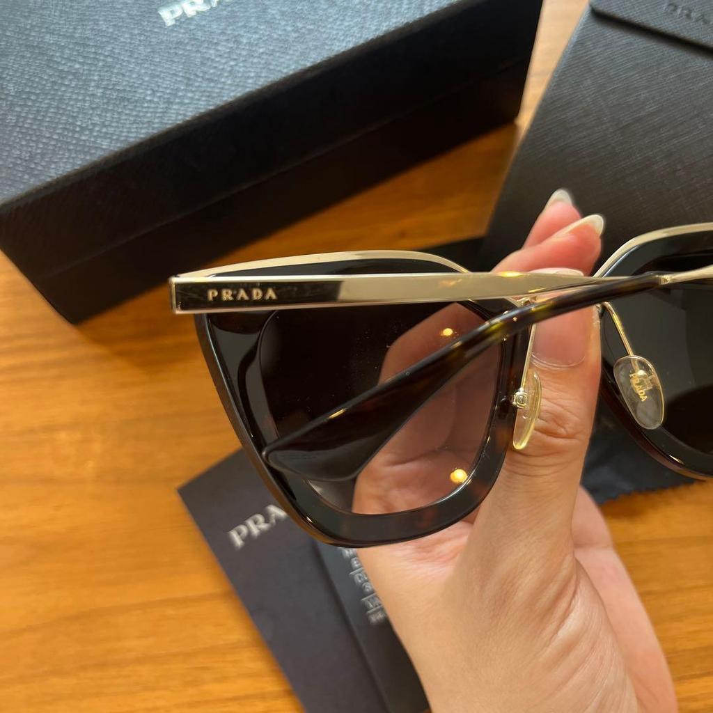 Used [Good condition] PRADA sunglasses SPR53S