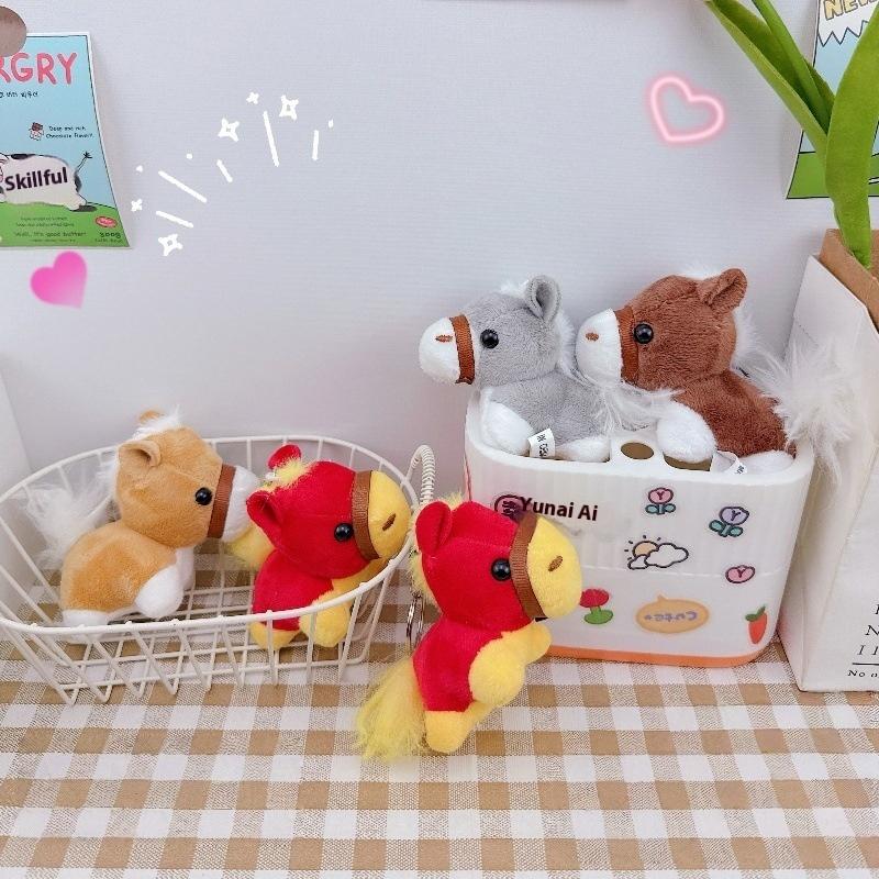 1 szt. Wypchana urocza lalka kucyka wisiorek Maskotka roku Kolorowy mały koń breloczek pluszowe zabawki Wspaniała świąteczna dekoracja