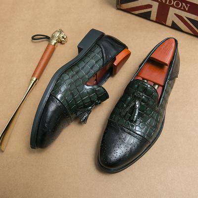 Neue Leder Designer Herrenkleid Formell Lässig Geschäft Stylist Hochzeit Slipper Mokassins Italienische Herren Oxfords Herrenschuhe